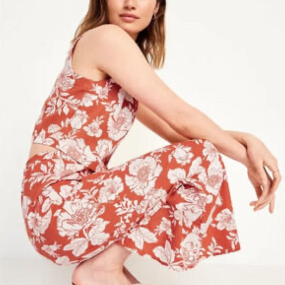 Old Navy Floral Women's Linen Blend Top and Skirt Set